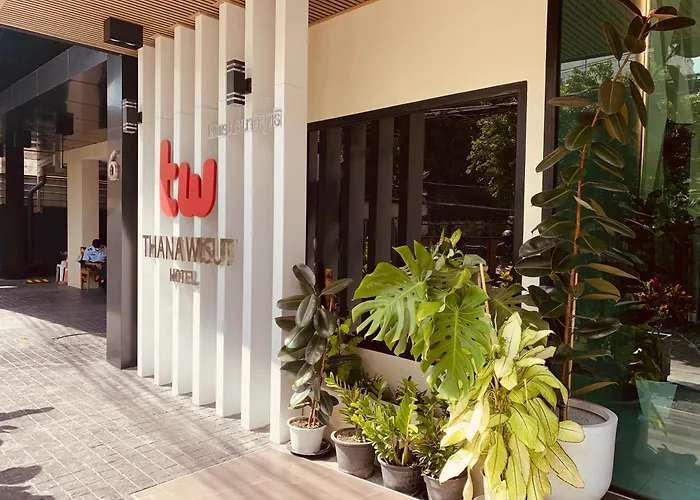 Thana Wisut Hotel